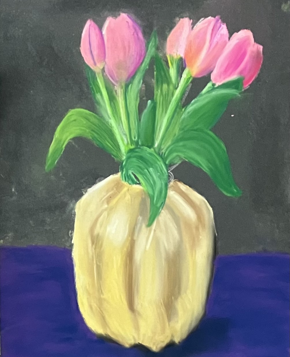 Tulpen in vaas getekend met pastelkrijt